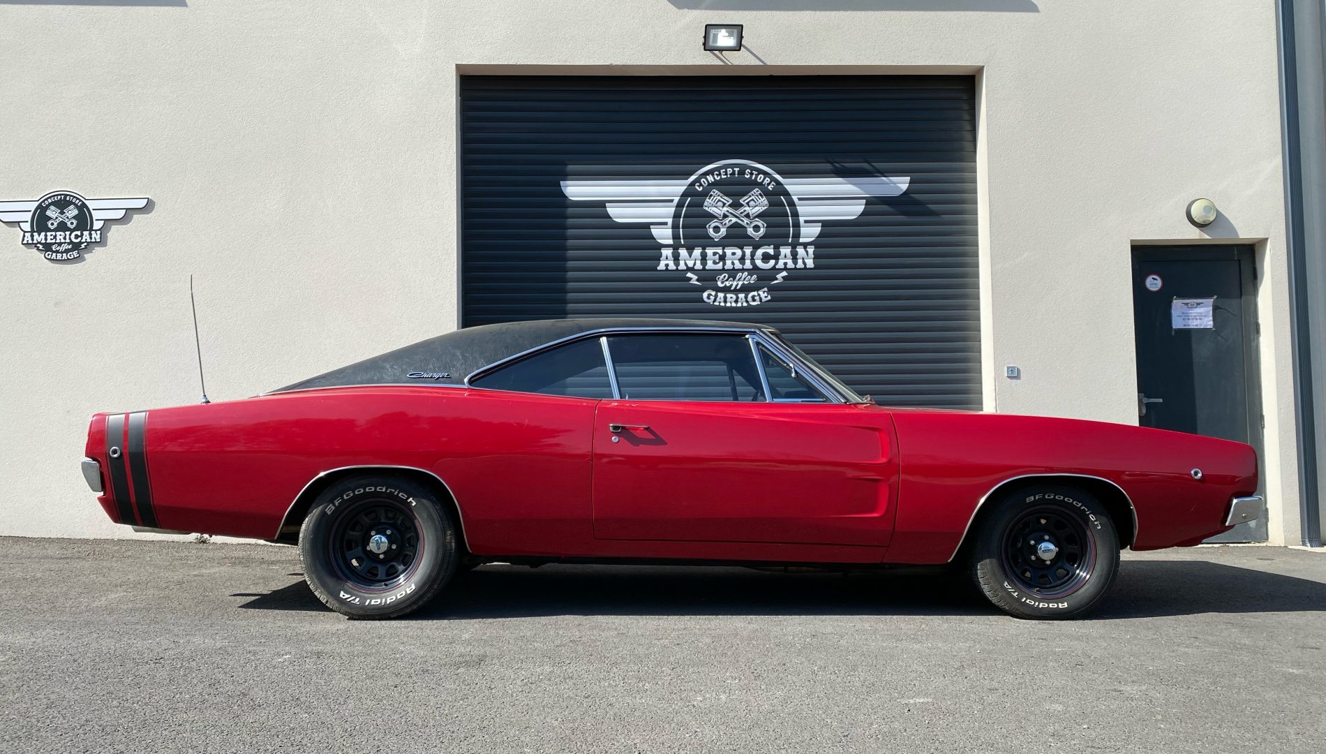 Dodge charger v8